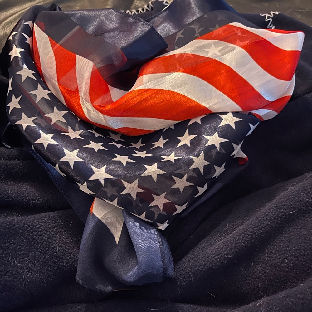 🐸 Patriotic Large Sheer Polyester 39x40” Red, White and Blue Stars/Stripes Scarf